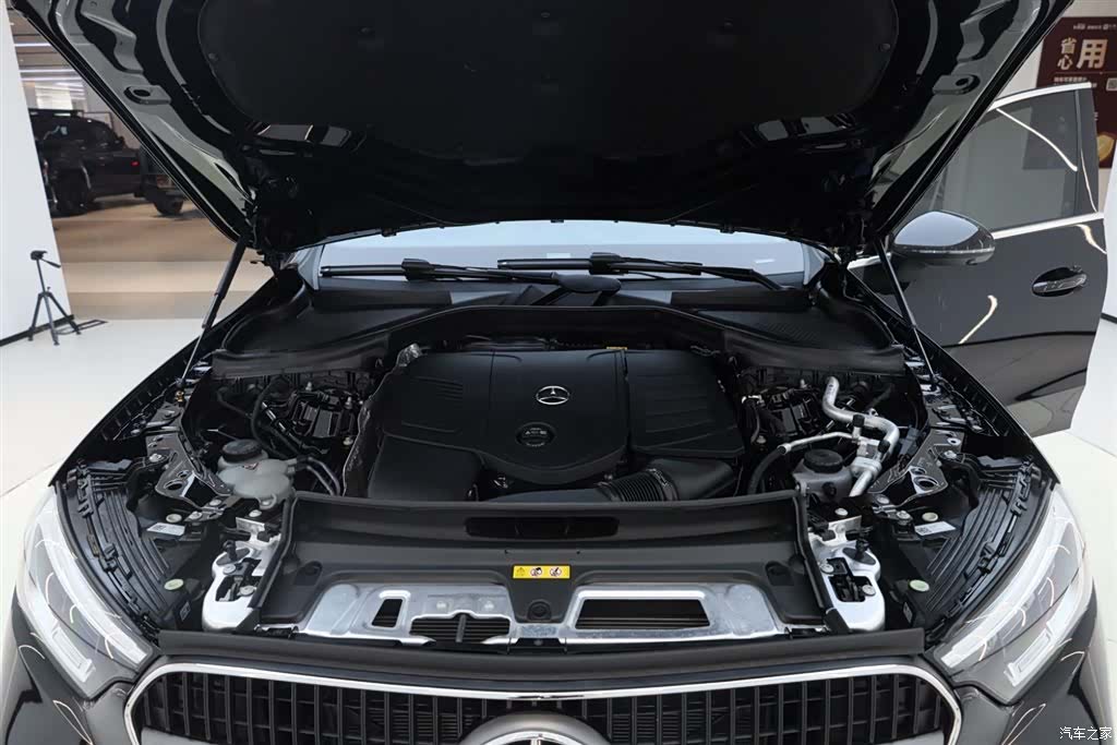 Mercedes-Benz GLC, 2025 16