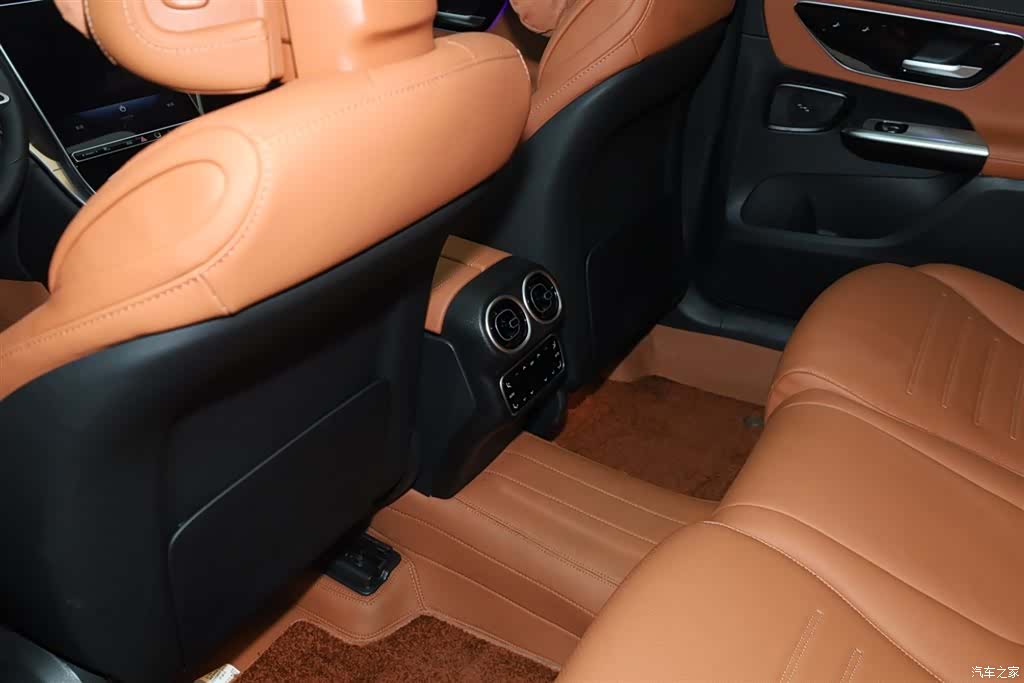 Mercedes-Benz GLC, 2025 2