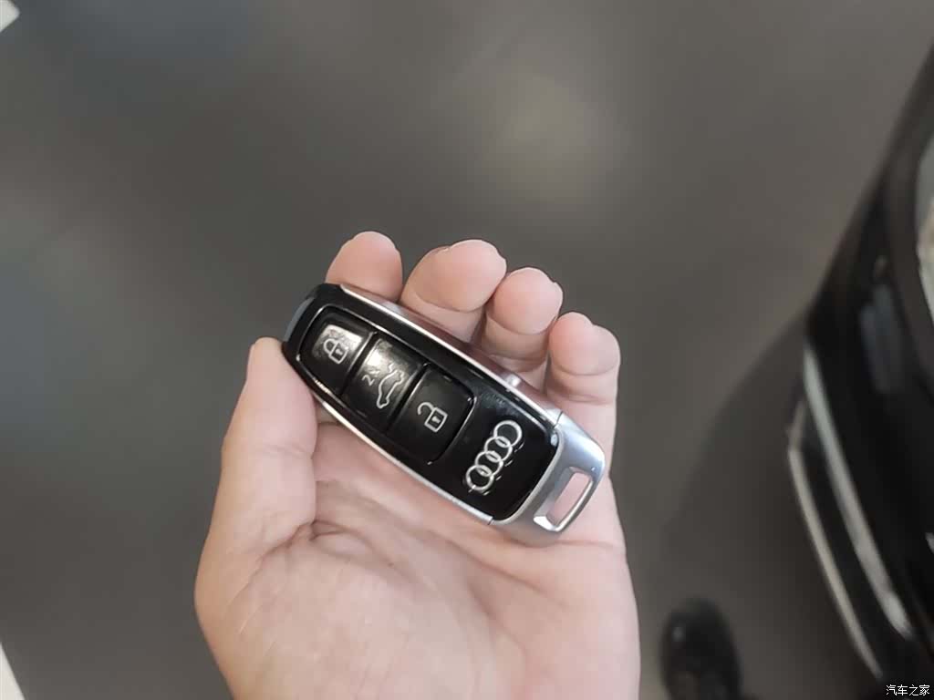 Audi A6L, 2023 15