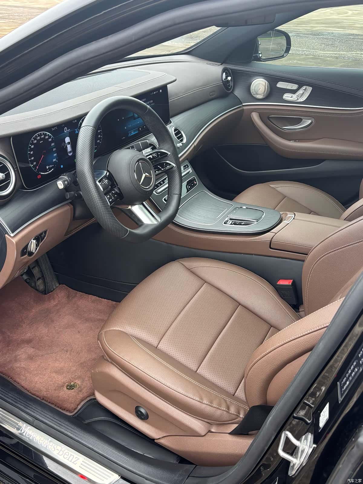 Mercedes-Benz E-Class, 2023 8
