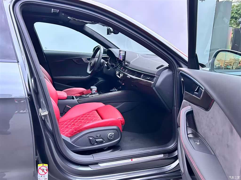 Audi S4, 2023 10