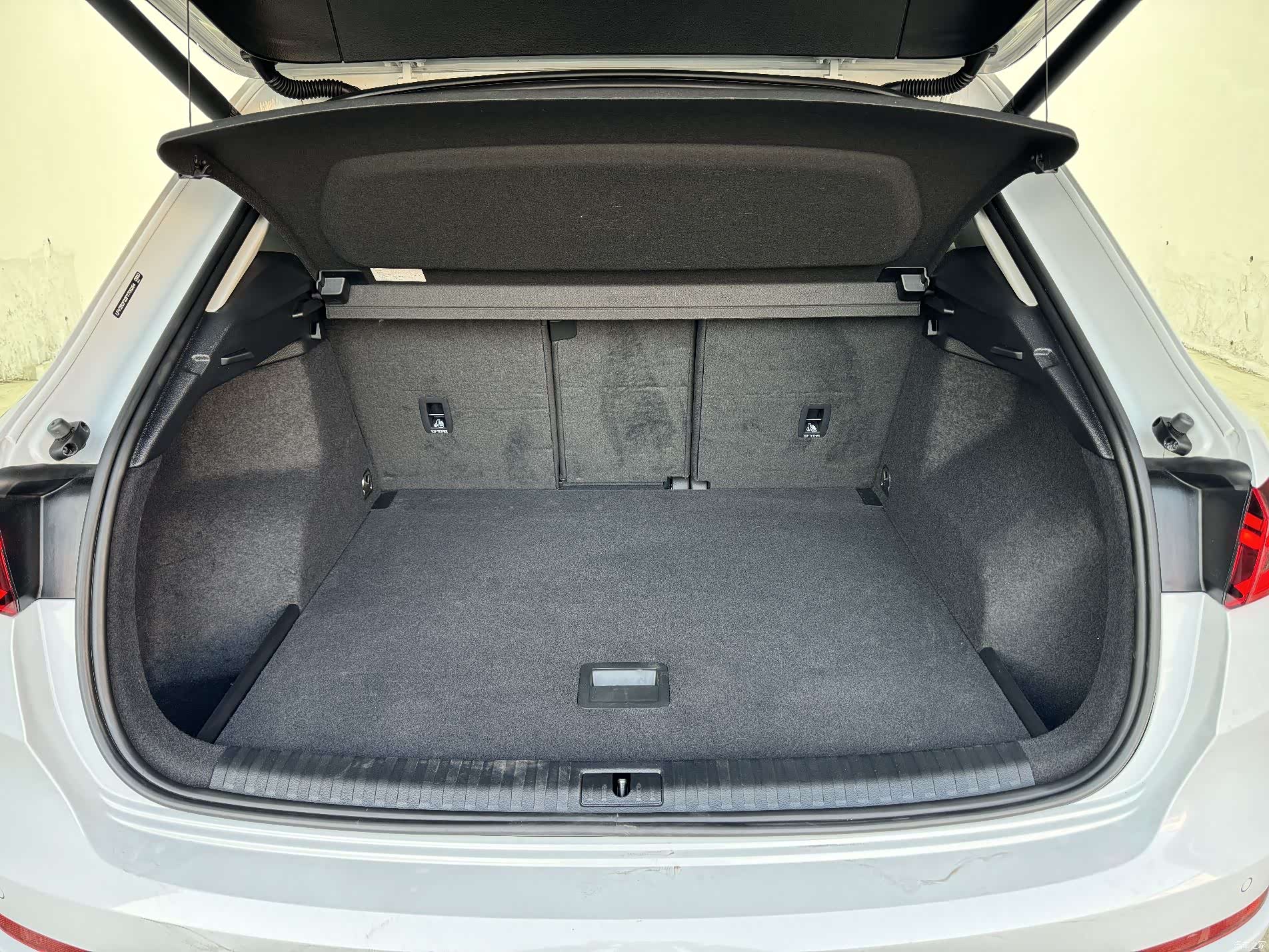 Audi Q3, 2023 все фото