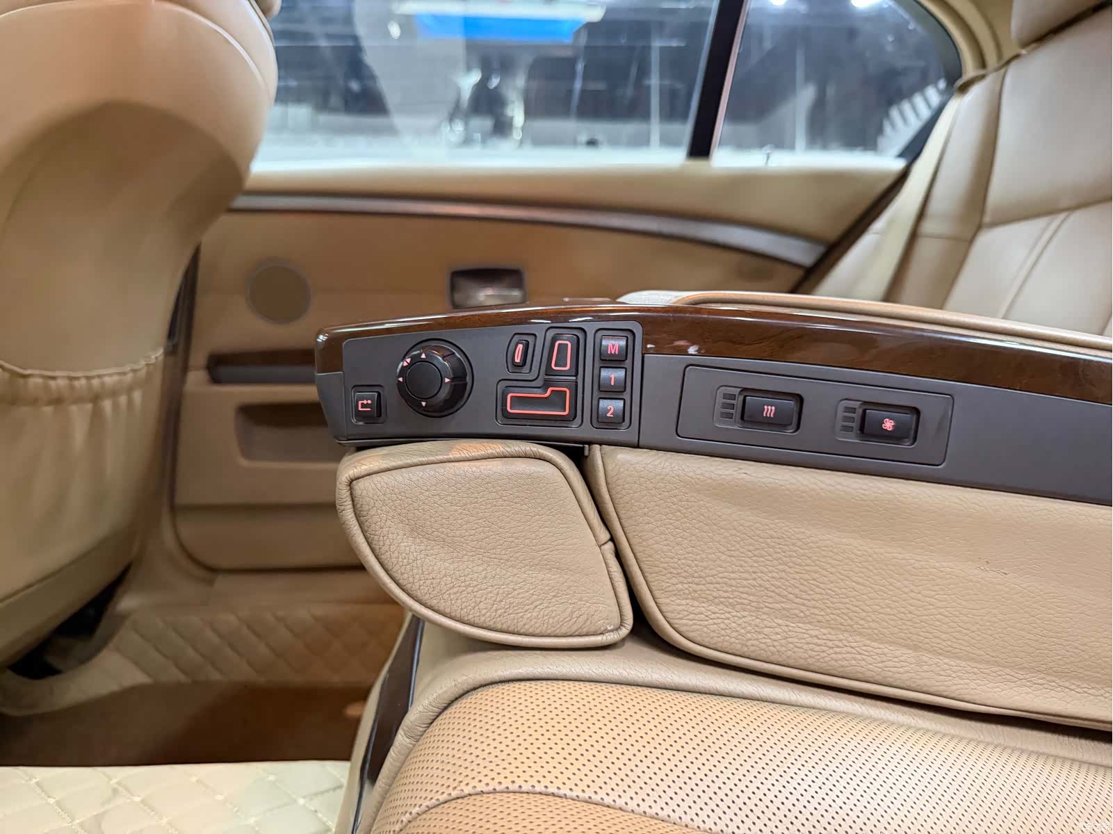 BMW 7 Series, 2005 34