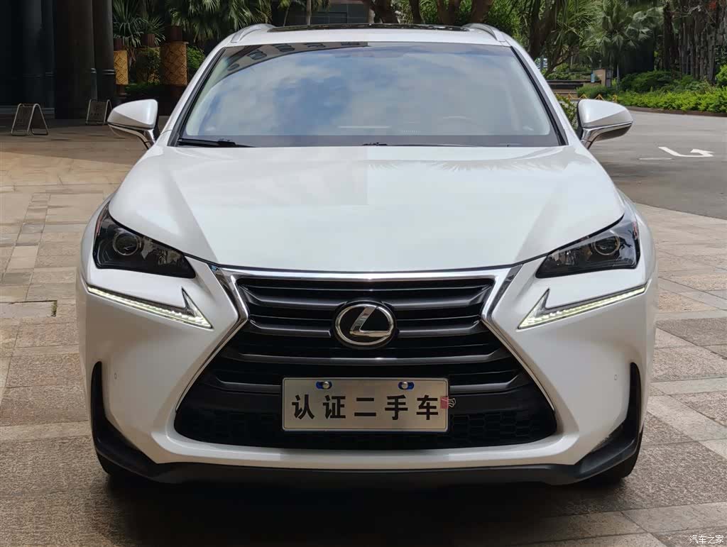 Lexus NX, 2016 2