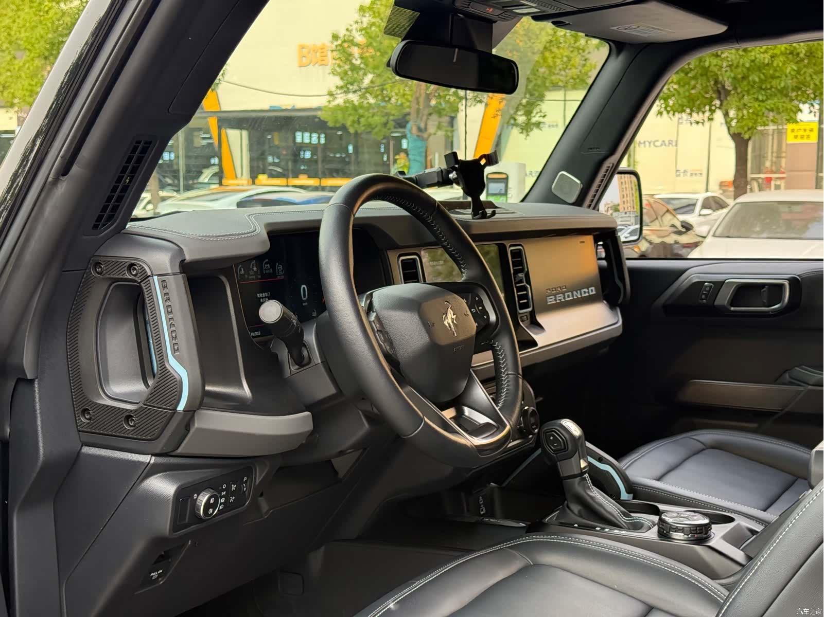 Ford Bronco, 2025 10