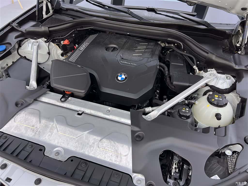 BMW X3, 2024 12