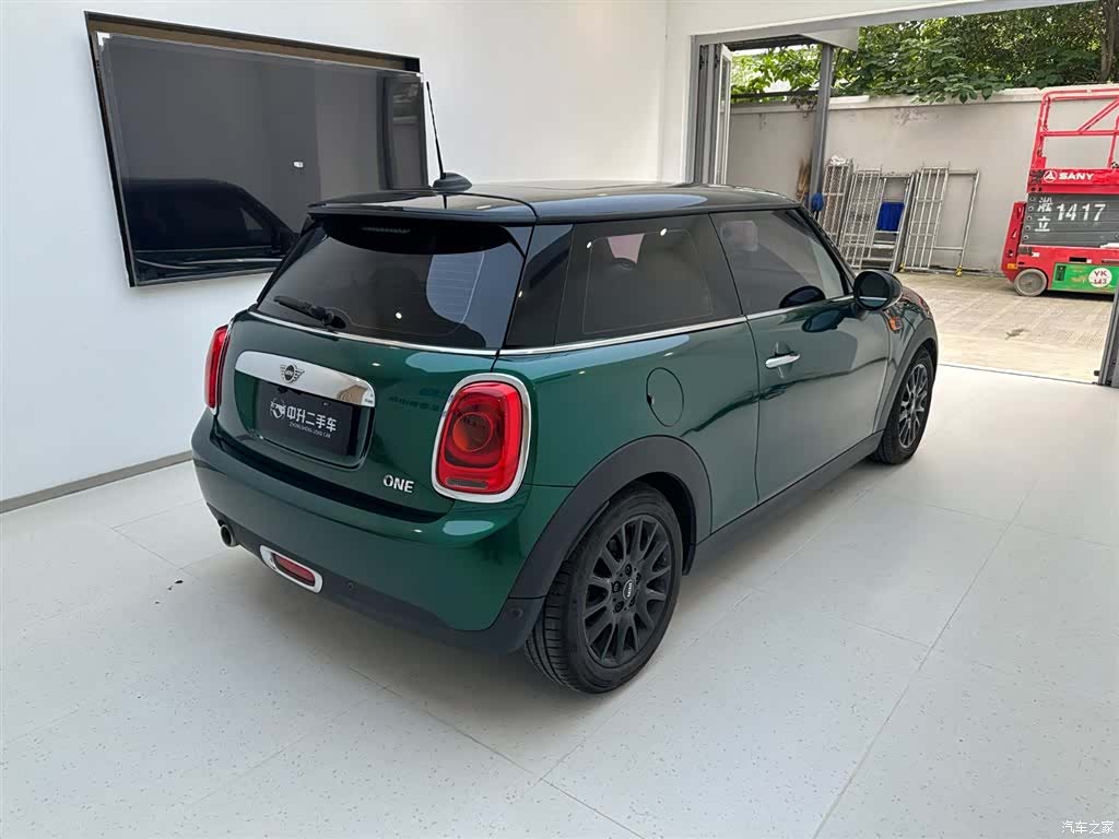 Mini ONE, 2019 3