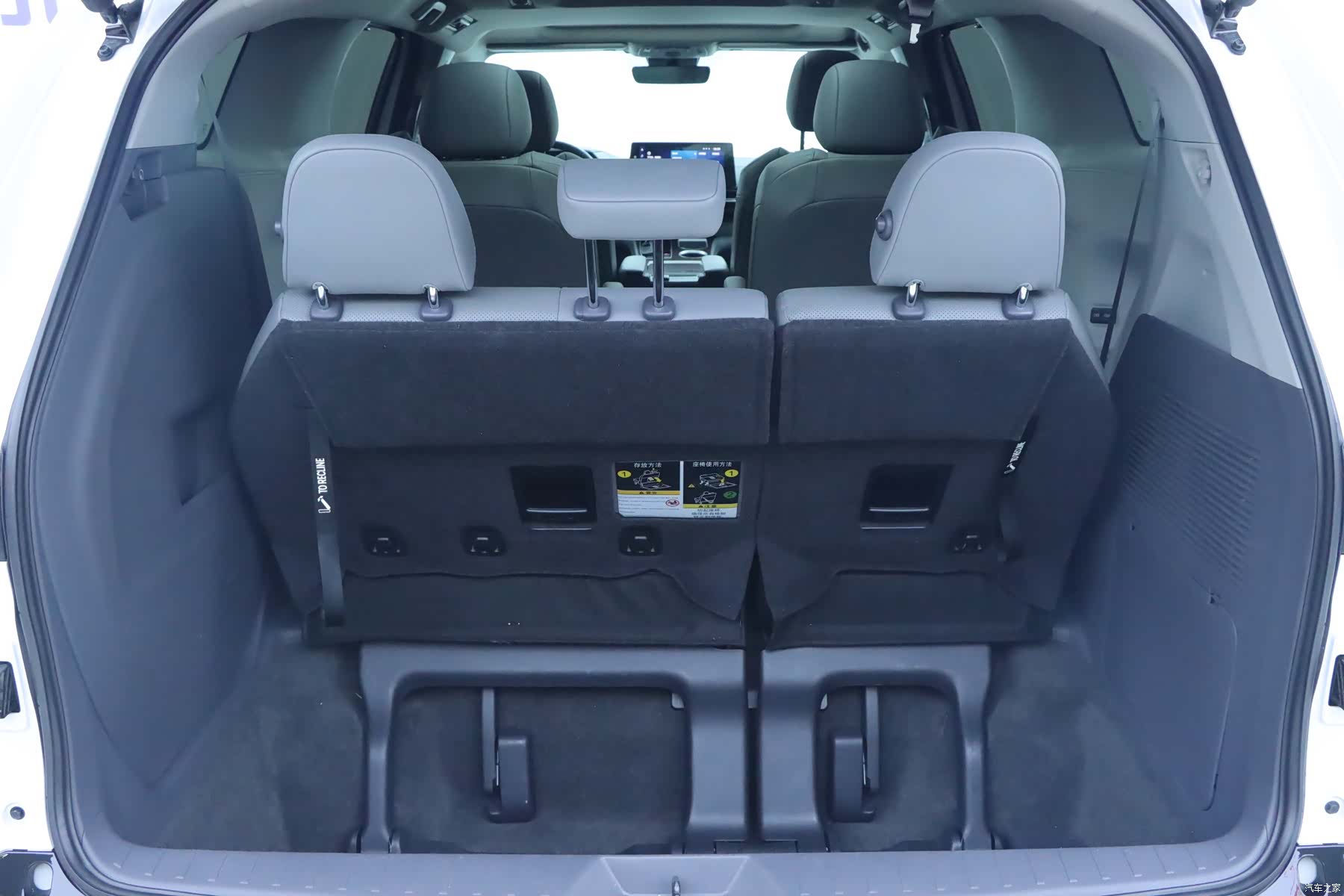 Toyota Granvia, 2023 24