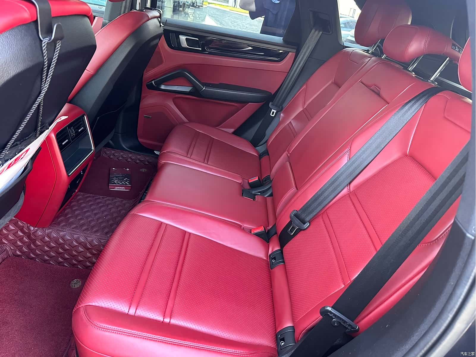 Porsche Cayenne, 2022 13