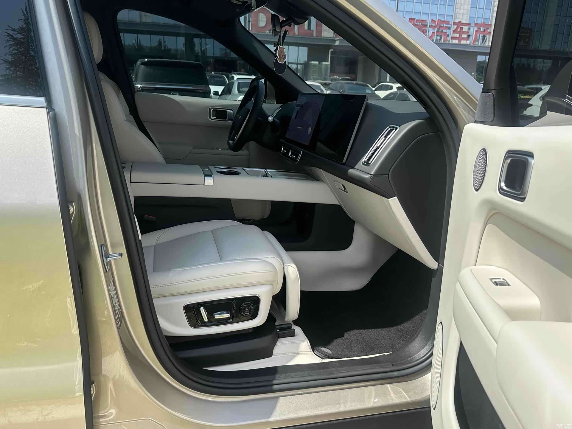 Li Auto L8, 2024 8