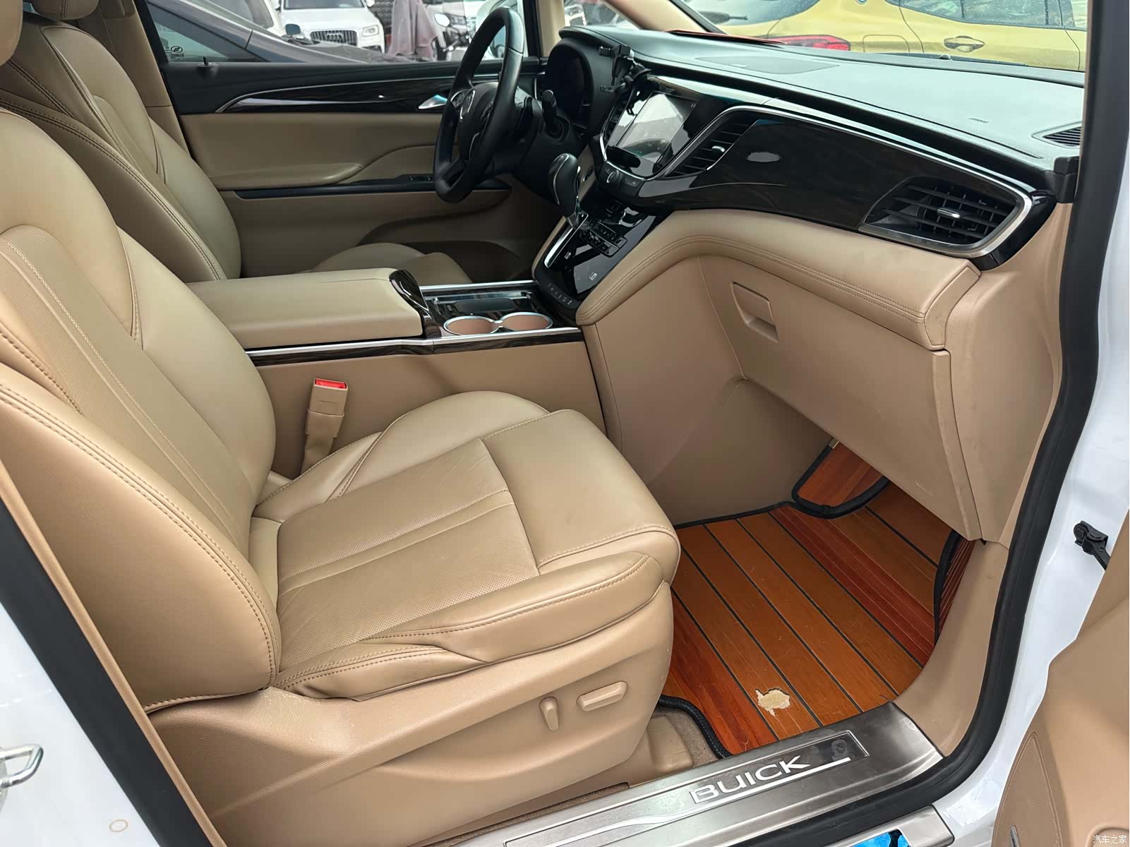 Buick GL8, 2019 10