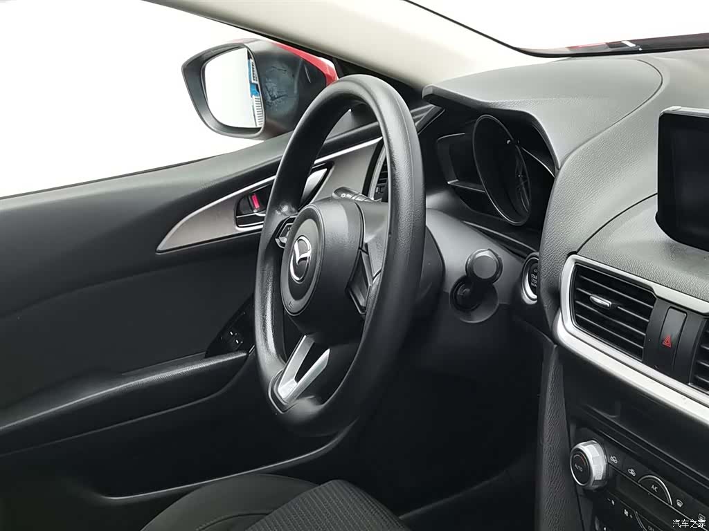 Mazda Mazda3, 2018 22