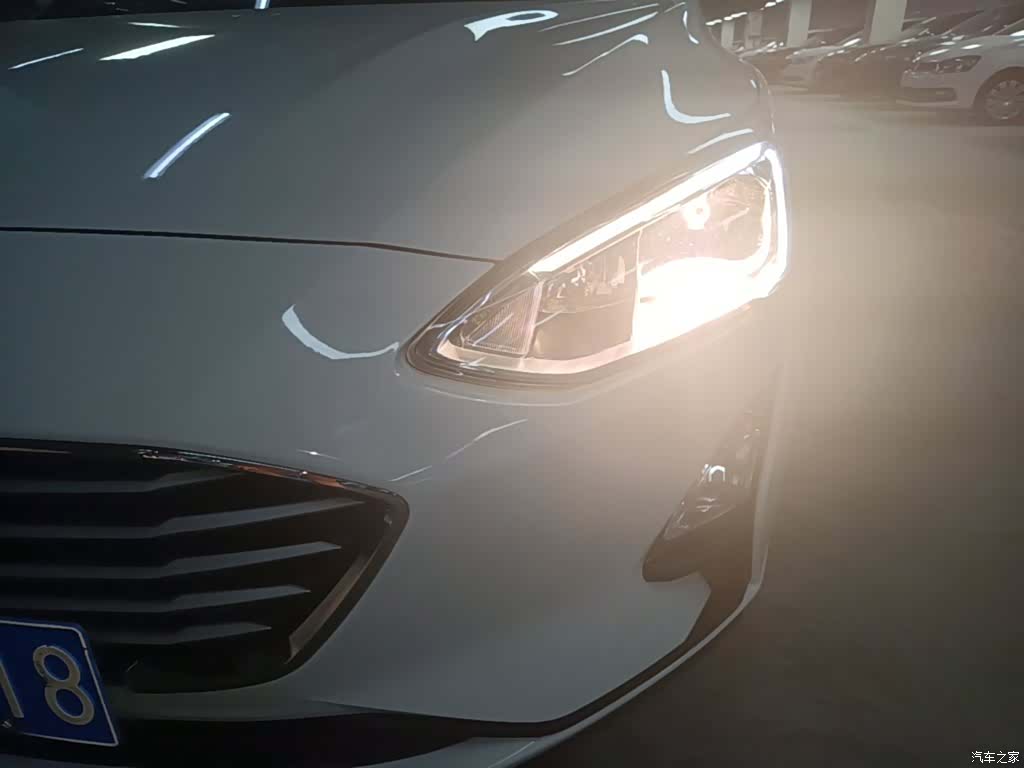 Ford Focus, 2019 24