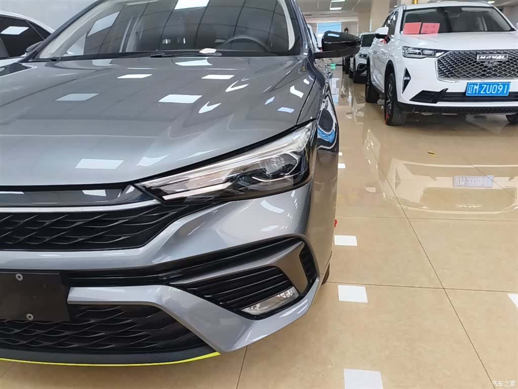 Roewe i5, 2022 24