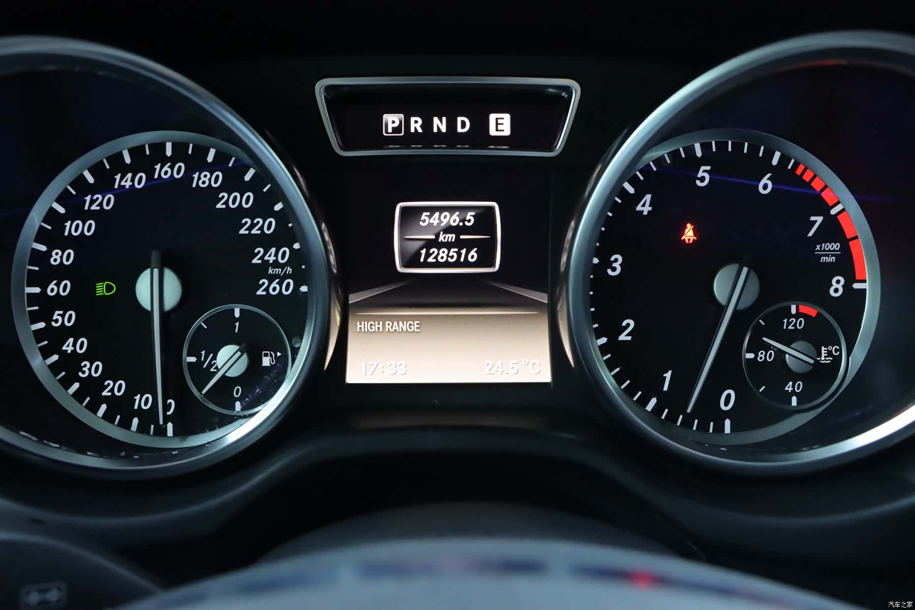 Mercedes-Benz G-Class, 2015 17