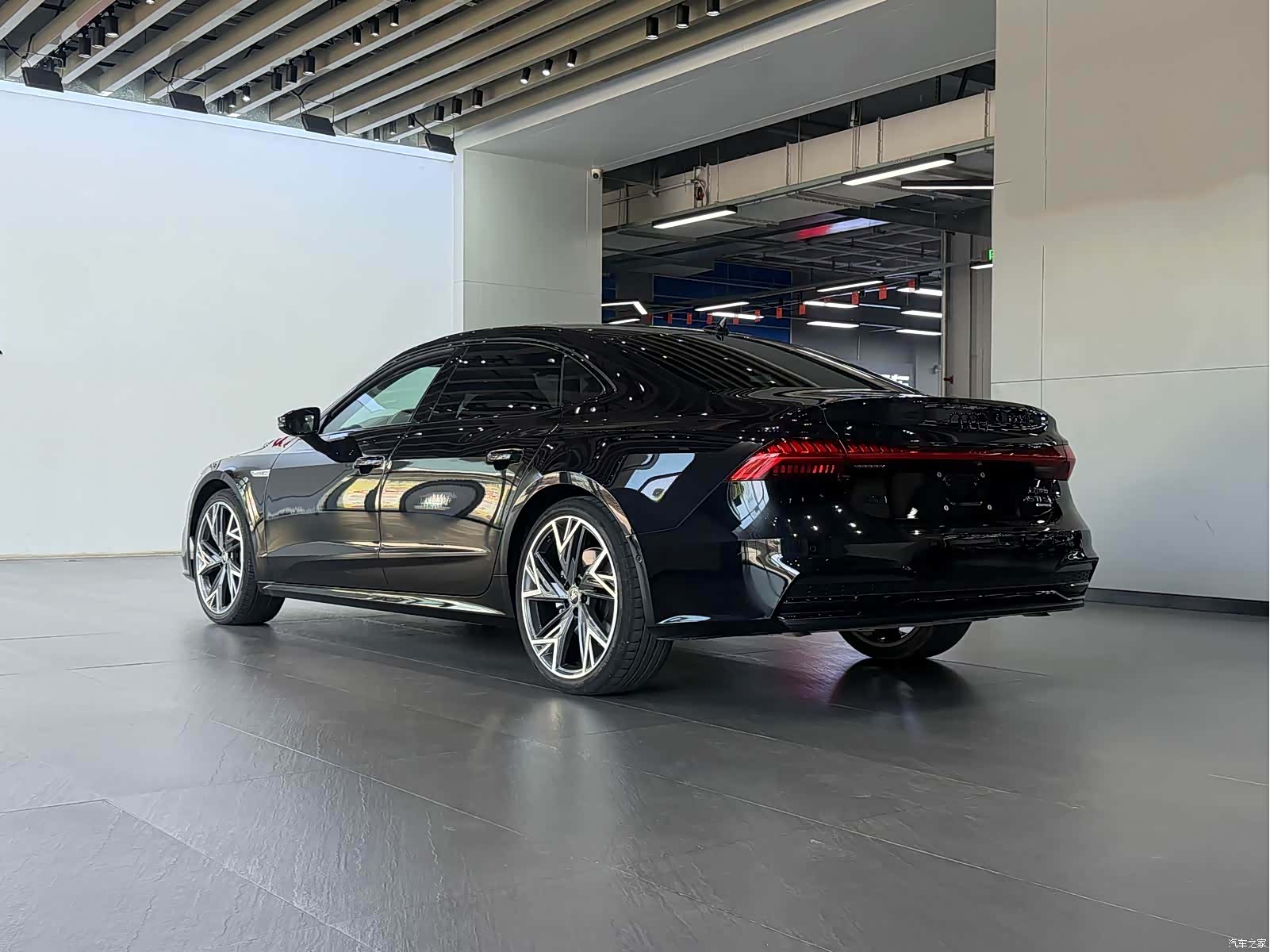 Audi A7L, 2023 21