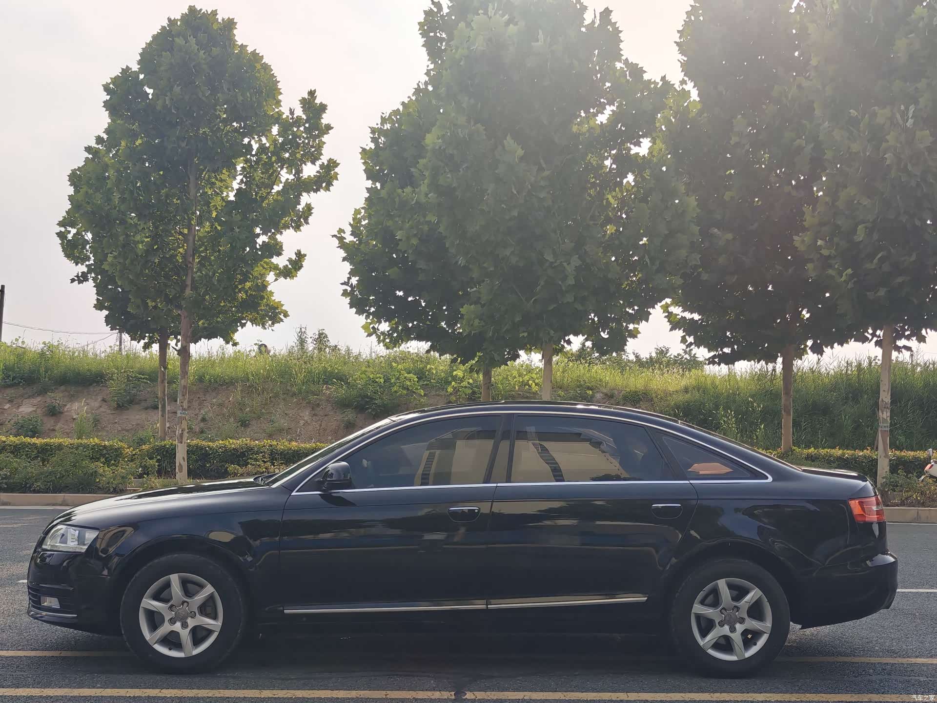 Audi A6L, 2012 10