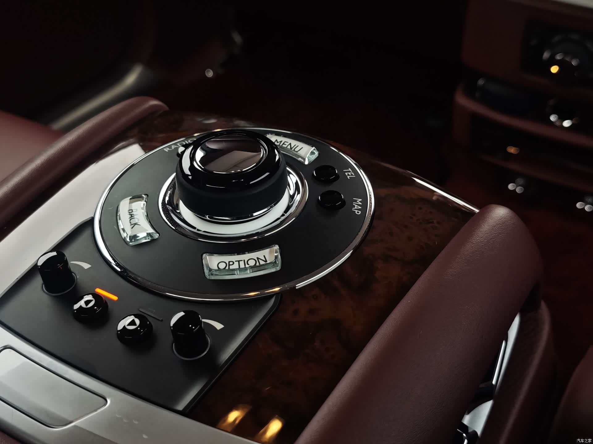 Rolls-Royce Ghost, 2012 15