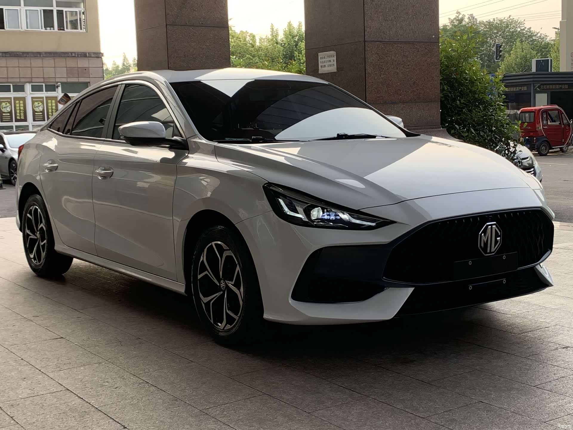 MG MG5, 2023 3