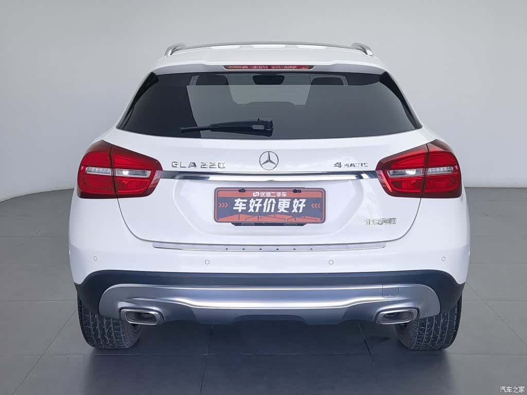 Mercedes-Benz GLA, 2015 4