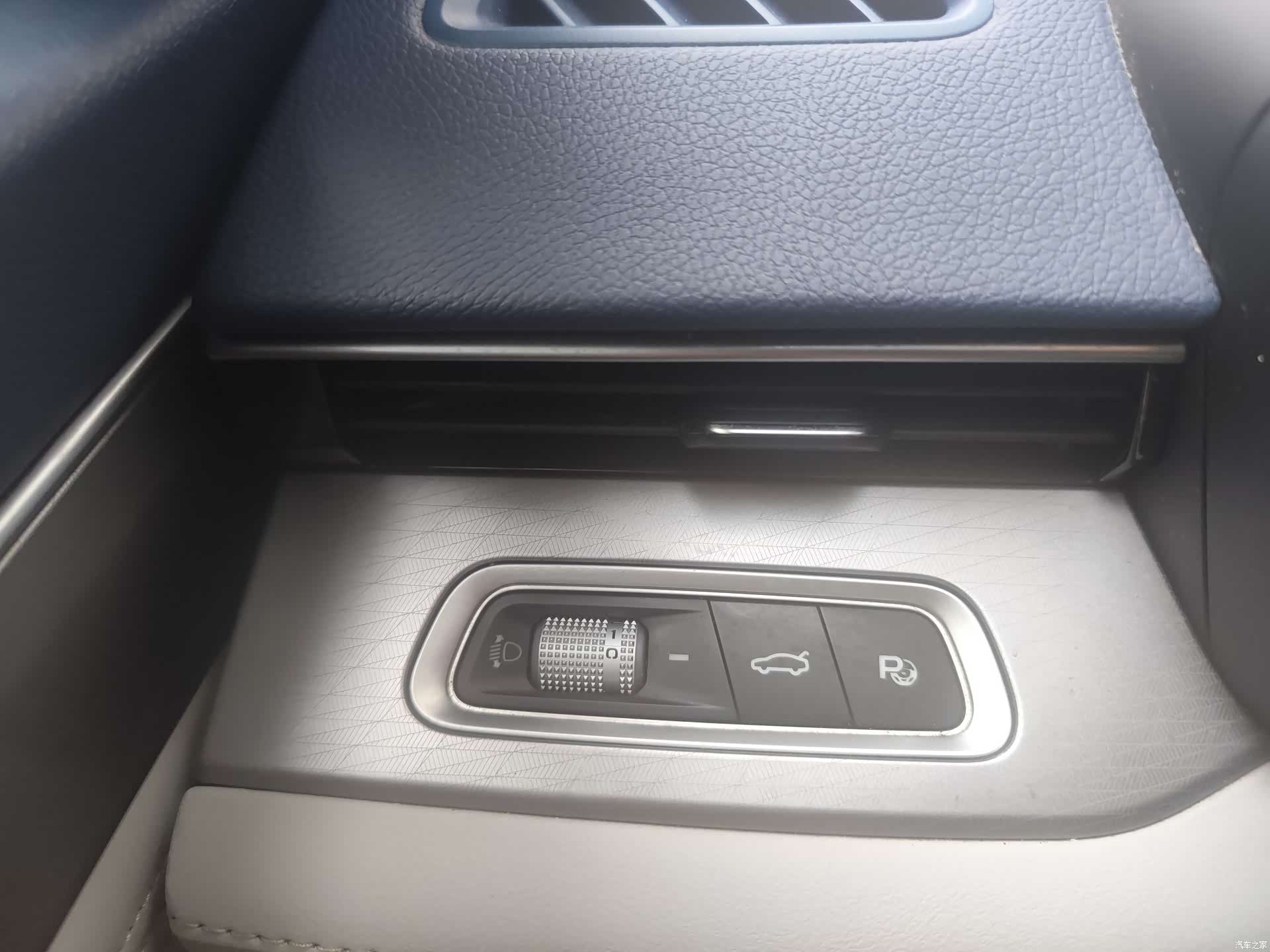 Geely Preface, 2022 20