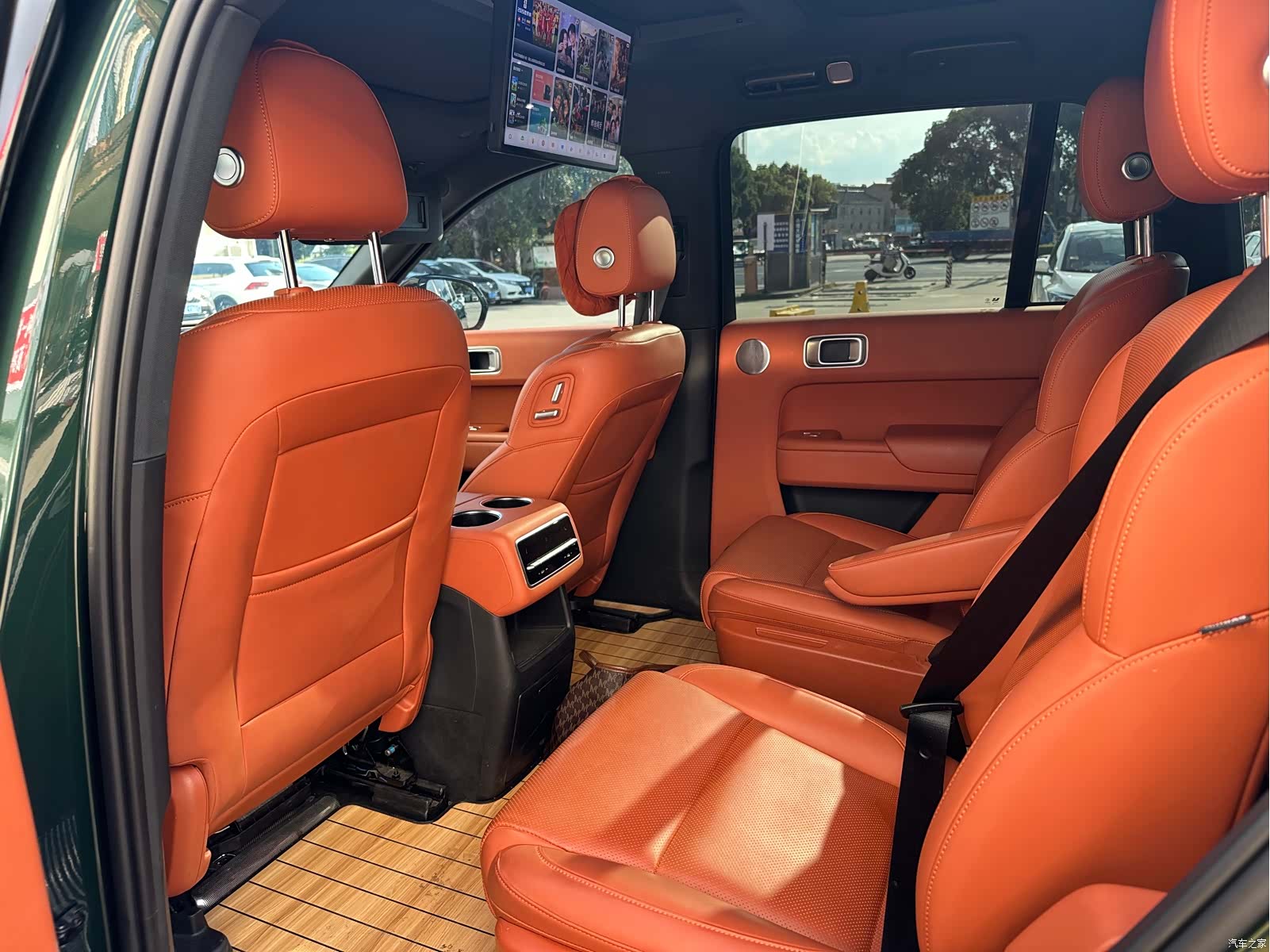 Li Auto L8, 2022 все фото