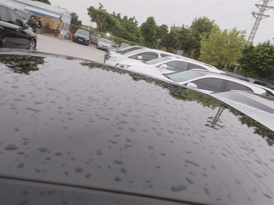 Audi Q2L Audi Q2L