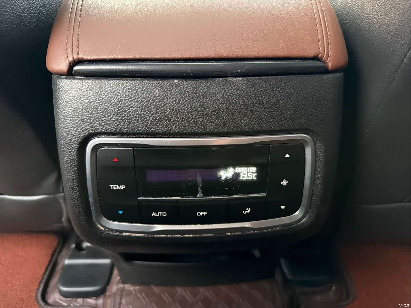 Trumpchi GS8, 2018 12