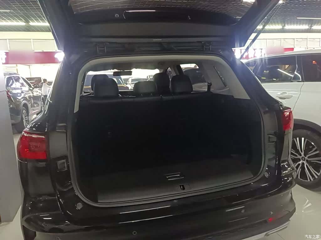 Roewe RX5, 2020 19