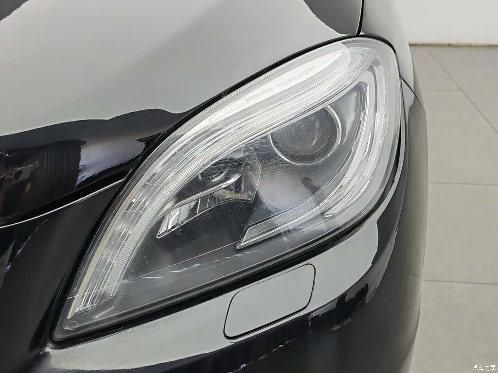 Mercedes-Benz M-Class, 2015 7