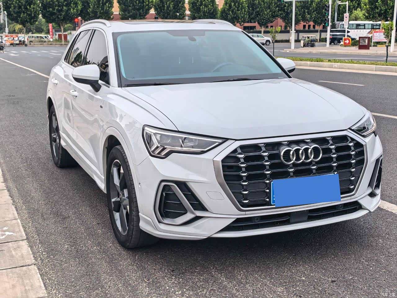Audi Q3, 2021 3