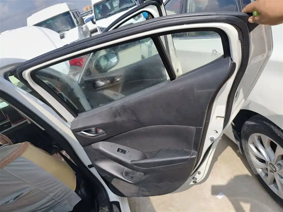 Mazda 3 Angkesaila Mazda 3 Angkesaila