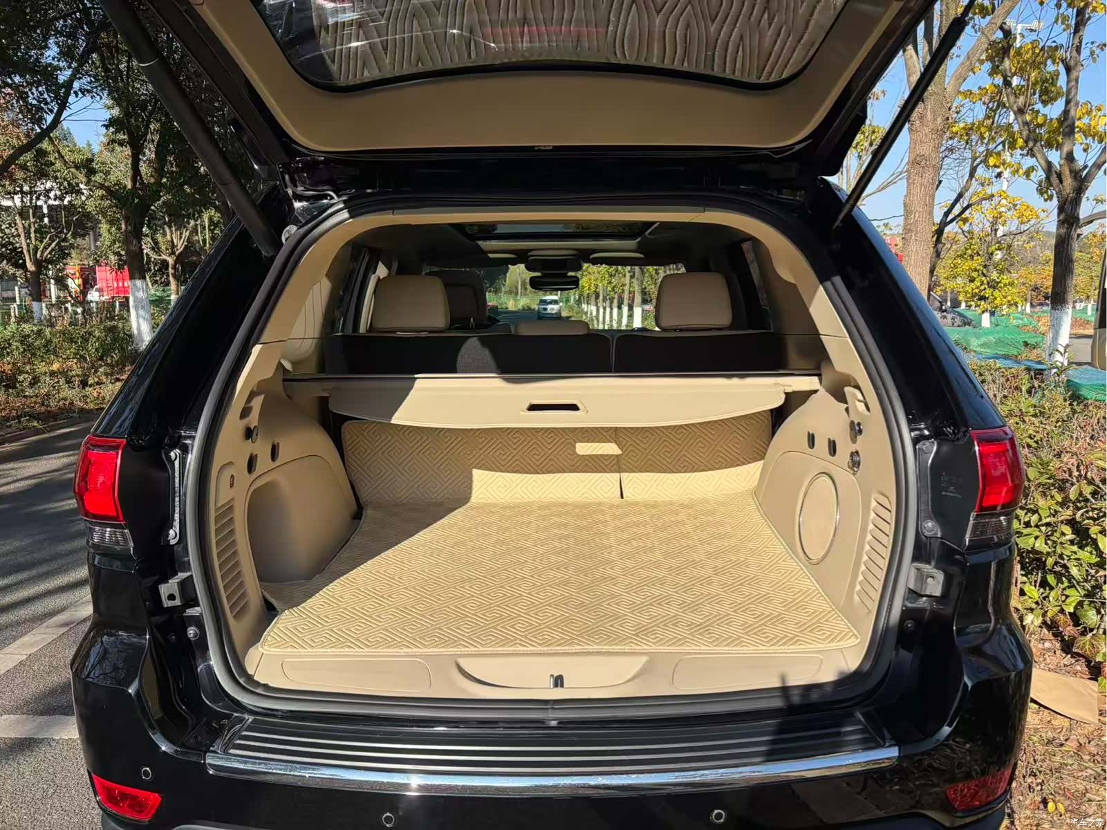 Jeep Grand Cherokee, 2022 29
