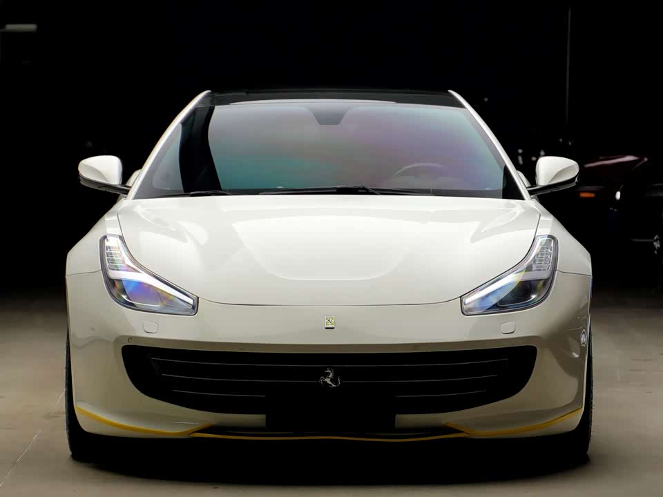 Ferrari GTC4Lusso