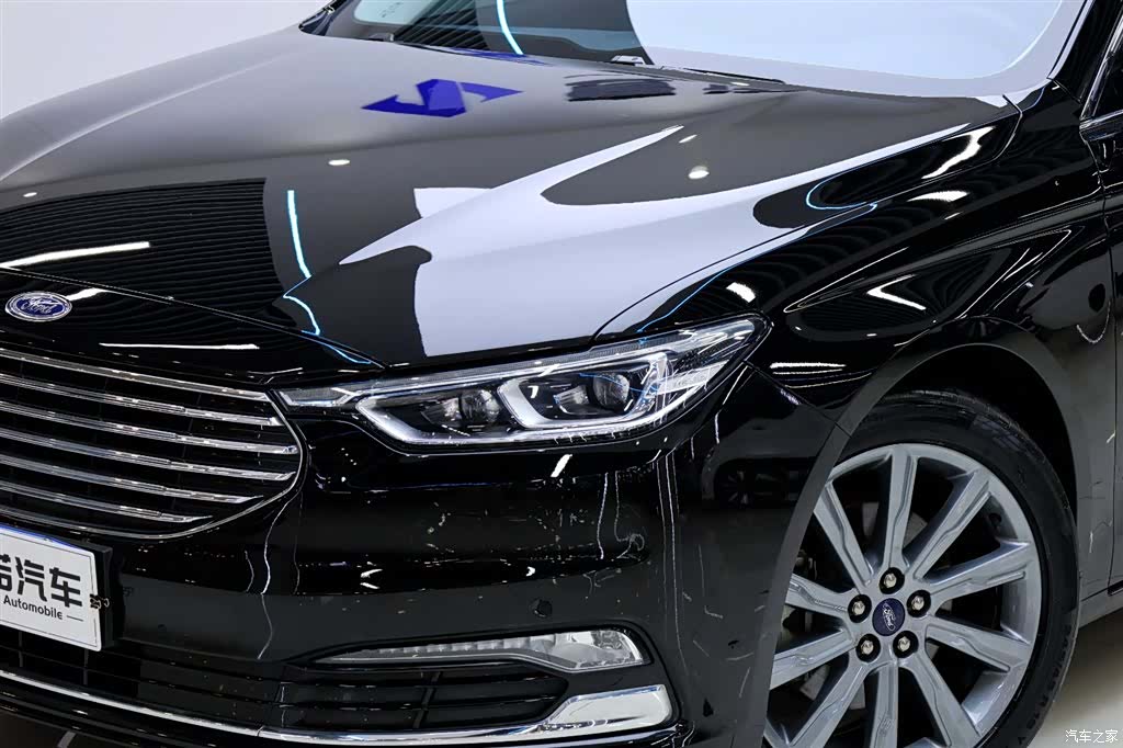 Ford Taurus, 2020 10