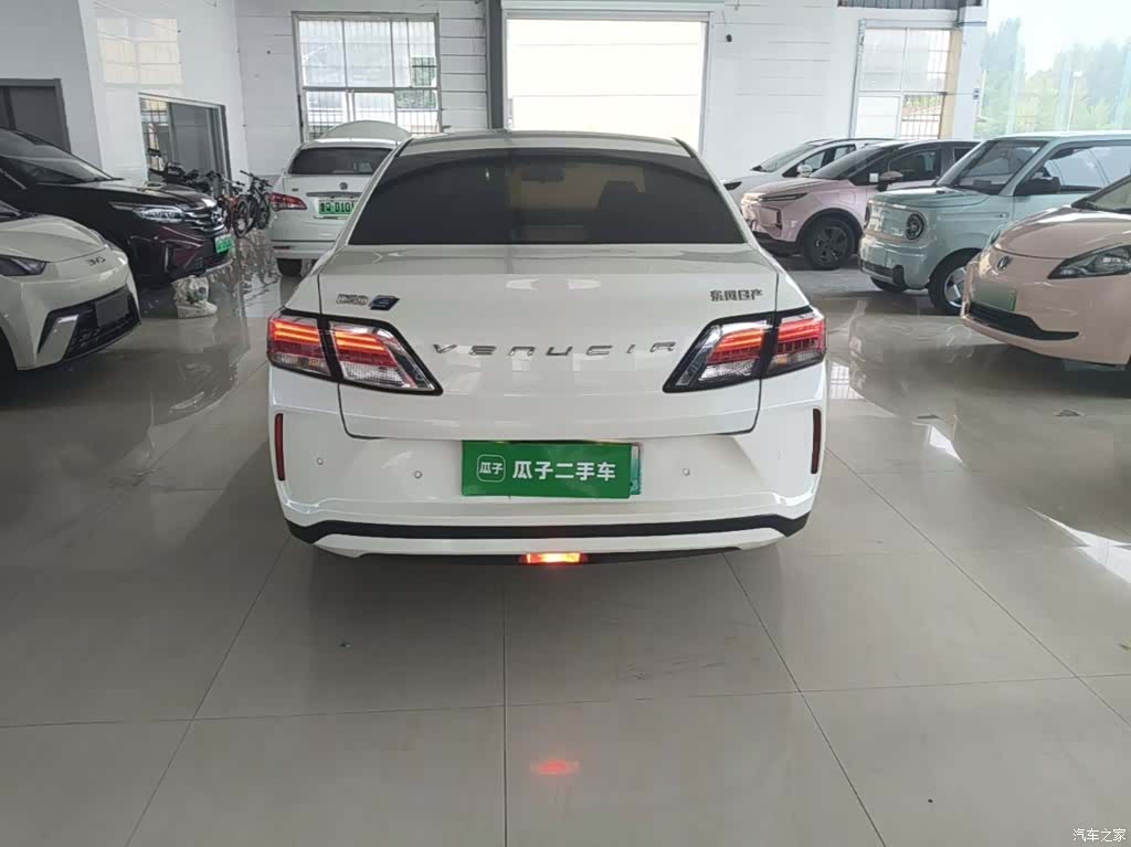 Nissan D60EV, 2022 6