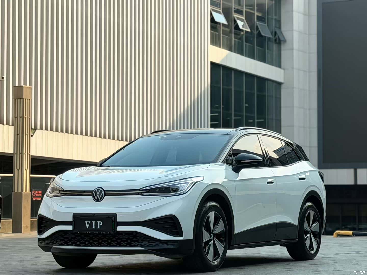 Volkswagen ID.4, 2025 1