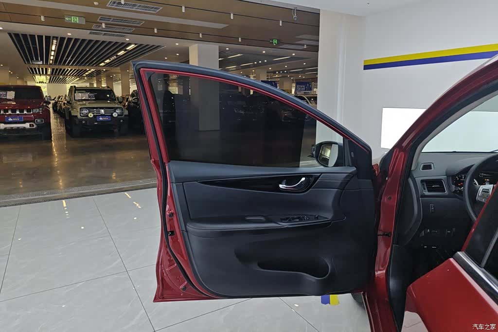 Nissan Tiida, 2019 7