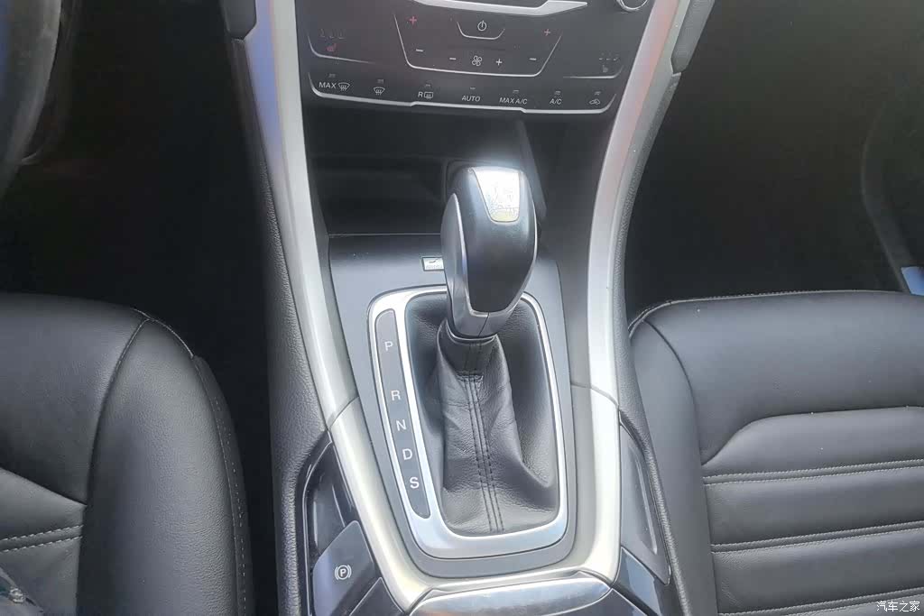 Ford Mondeo, 2015 16