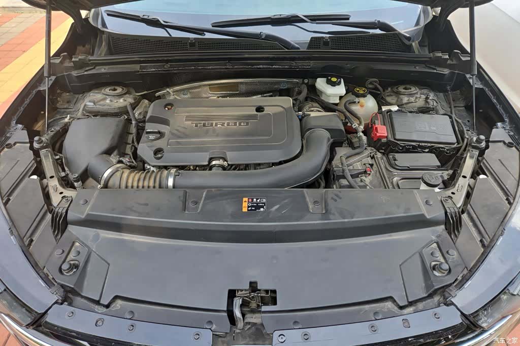 Buick Envision Plus, 2022 10