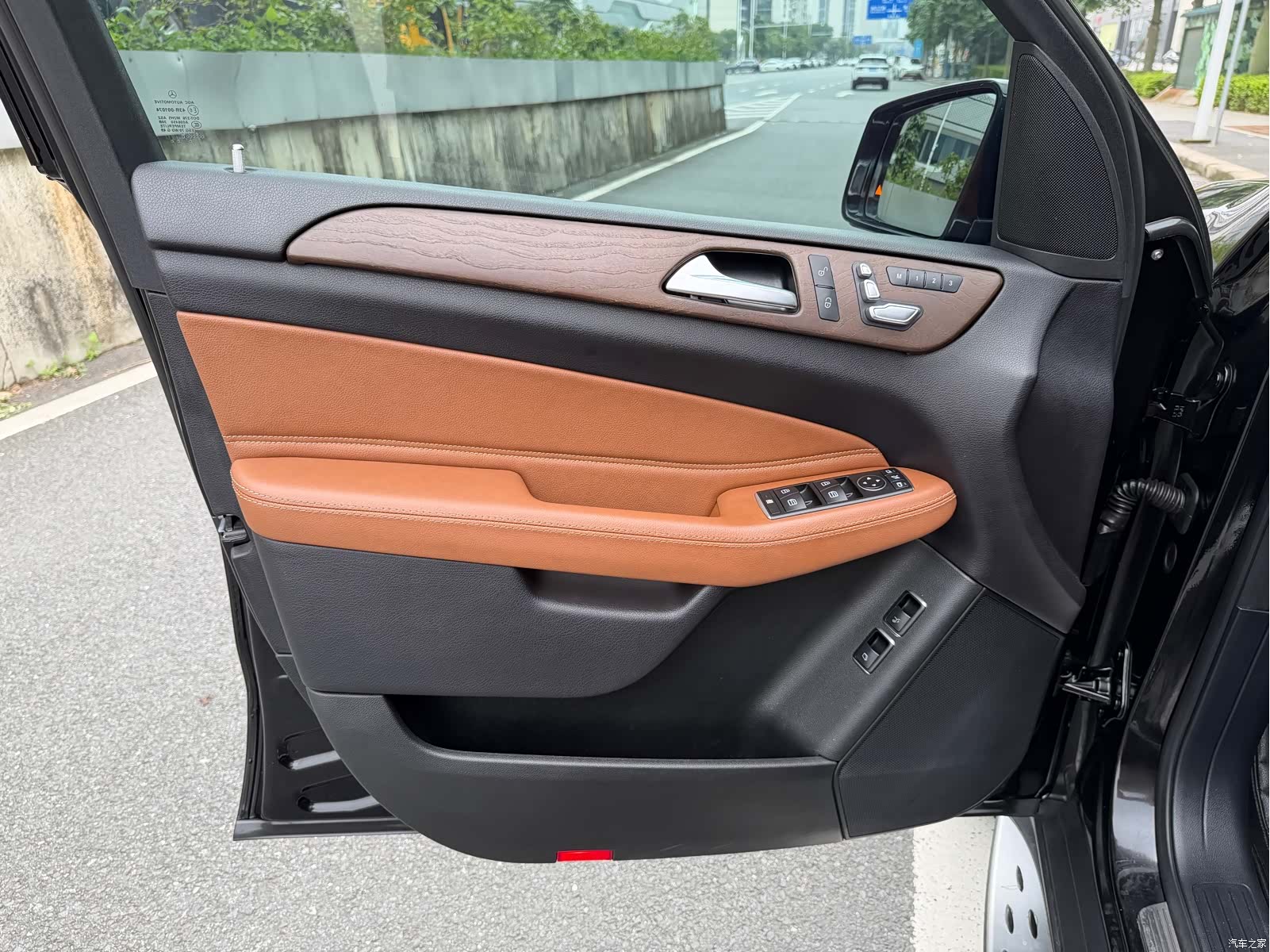 Mercedes-Benz GLS, 2016 12