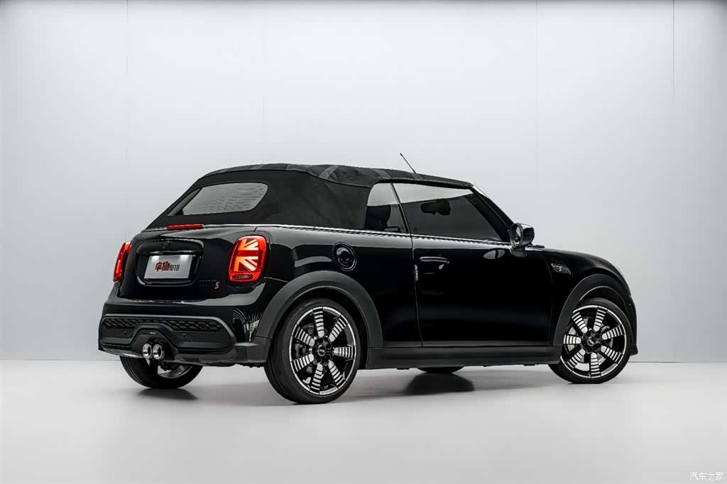 Mini Cooper, 2023 все фото
