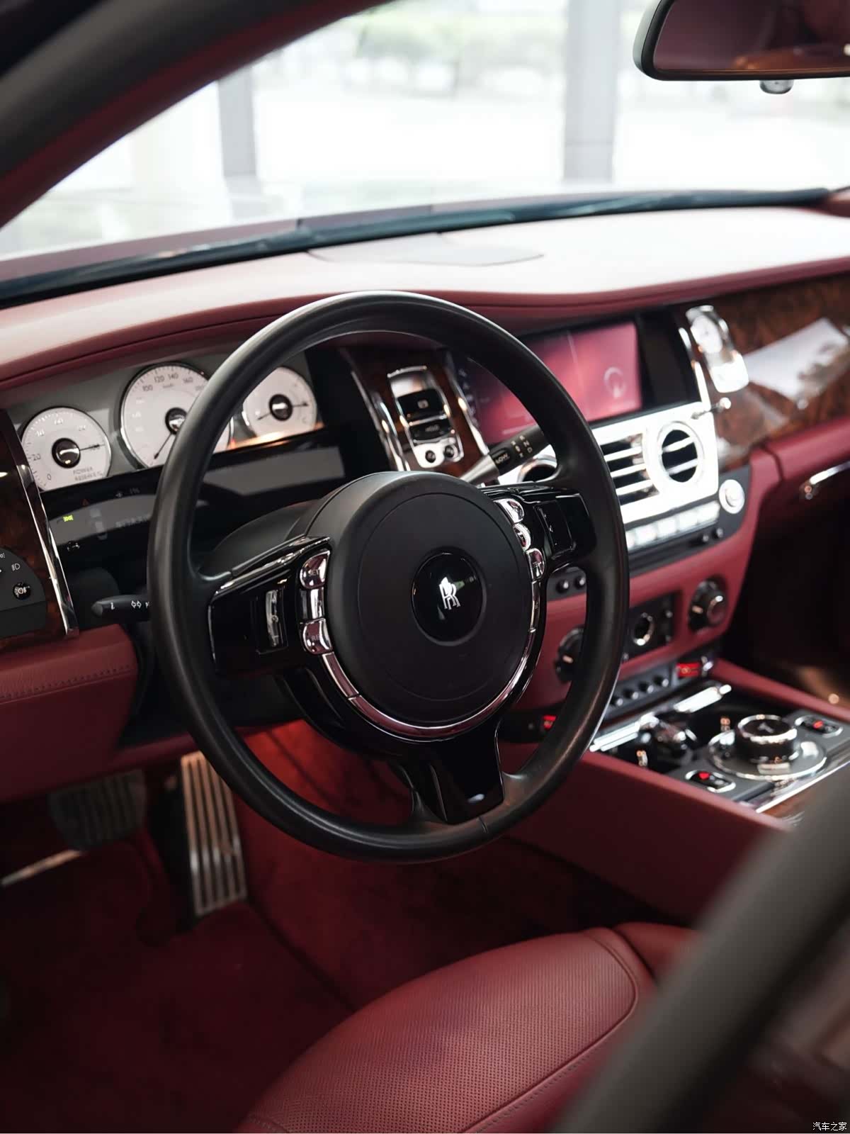 Rolls-Royce Ghost, 2020 17
