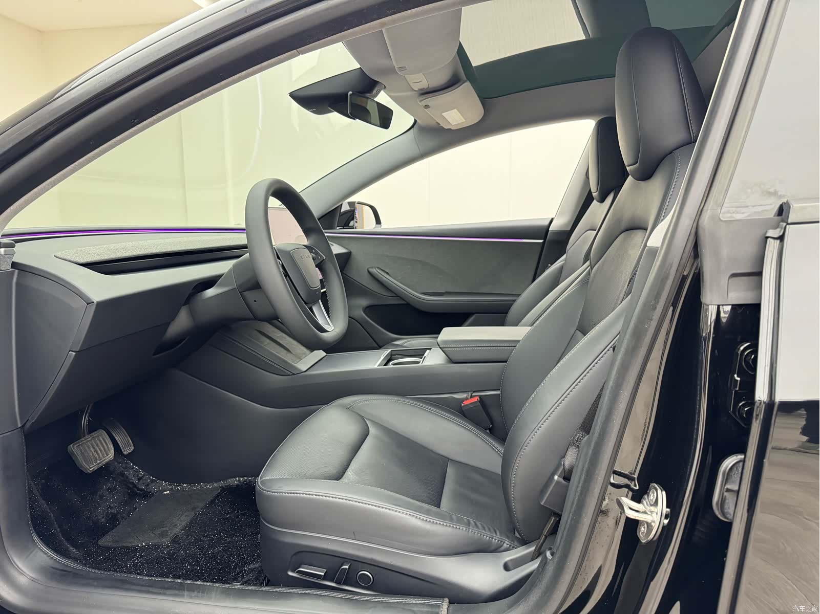 Tesla Model 3, 2023 6