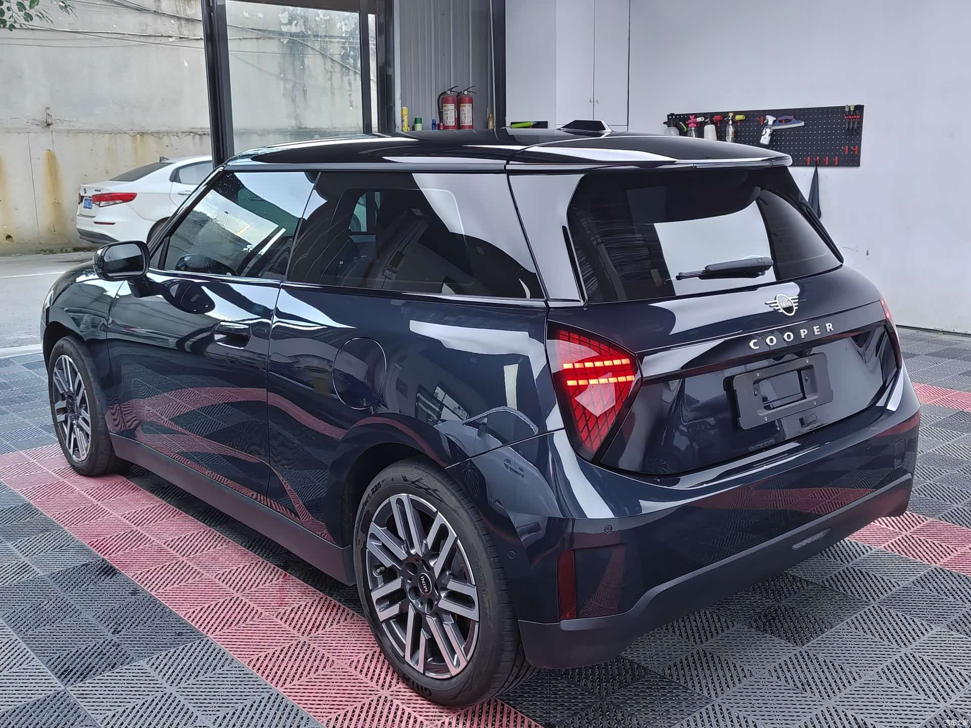 Mini Cooper, 2025 6
