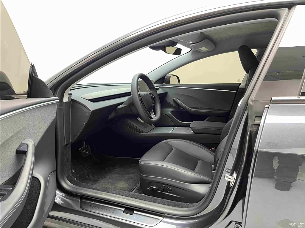 Tesla Model 3, 2024 все фото