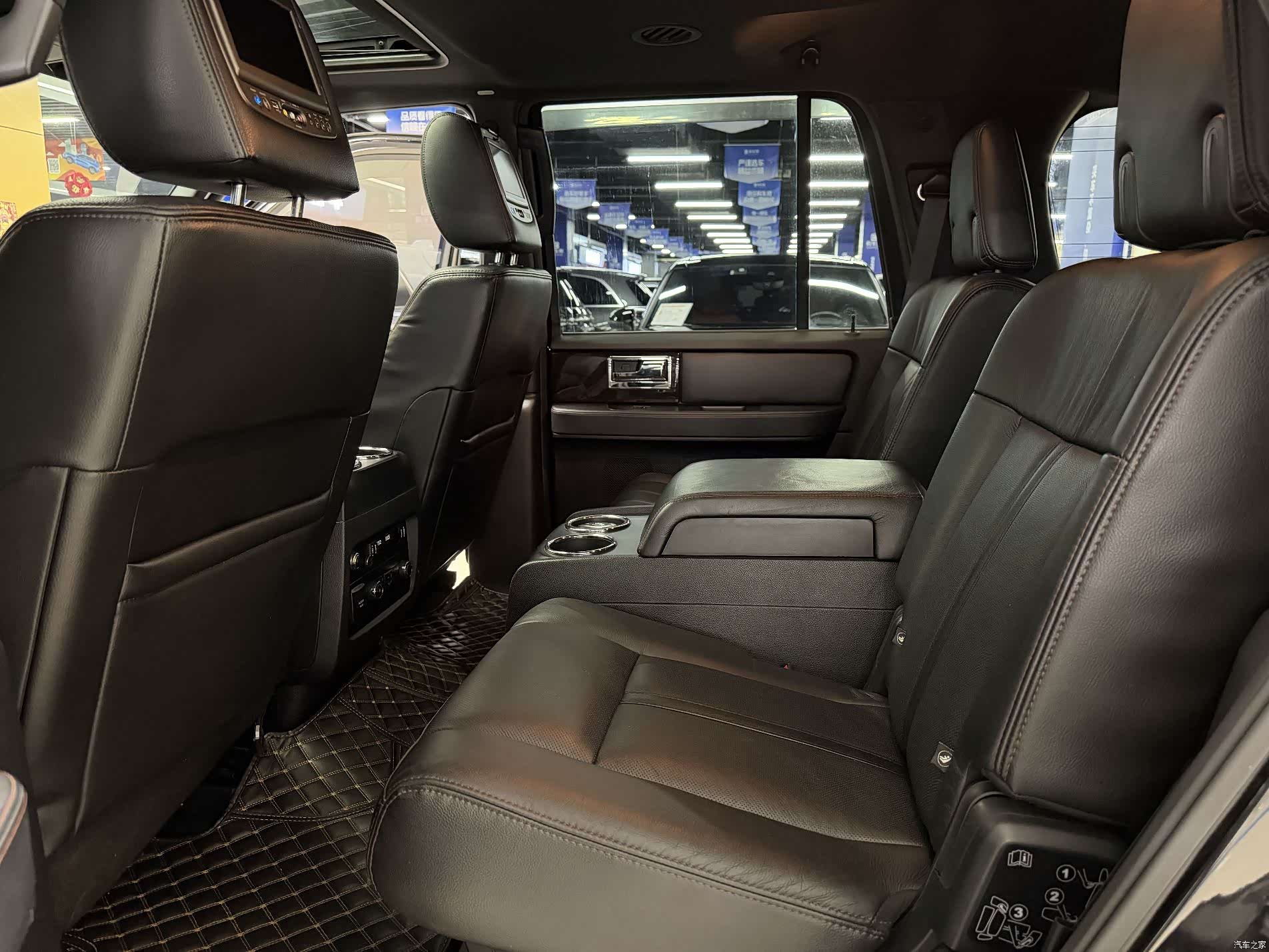 Lincoln Navigator, 2017 6