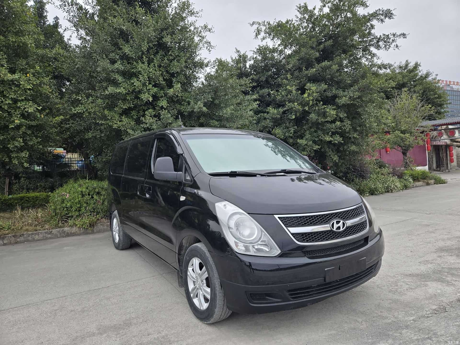 Hyundai H-1, 2013 все фото