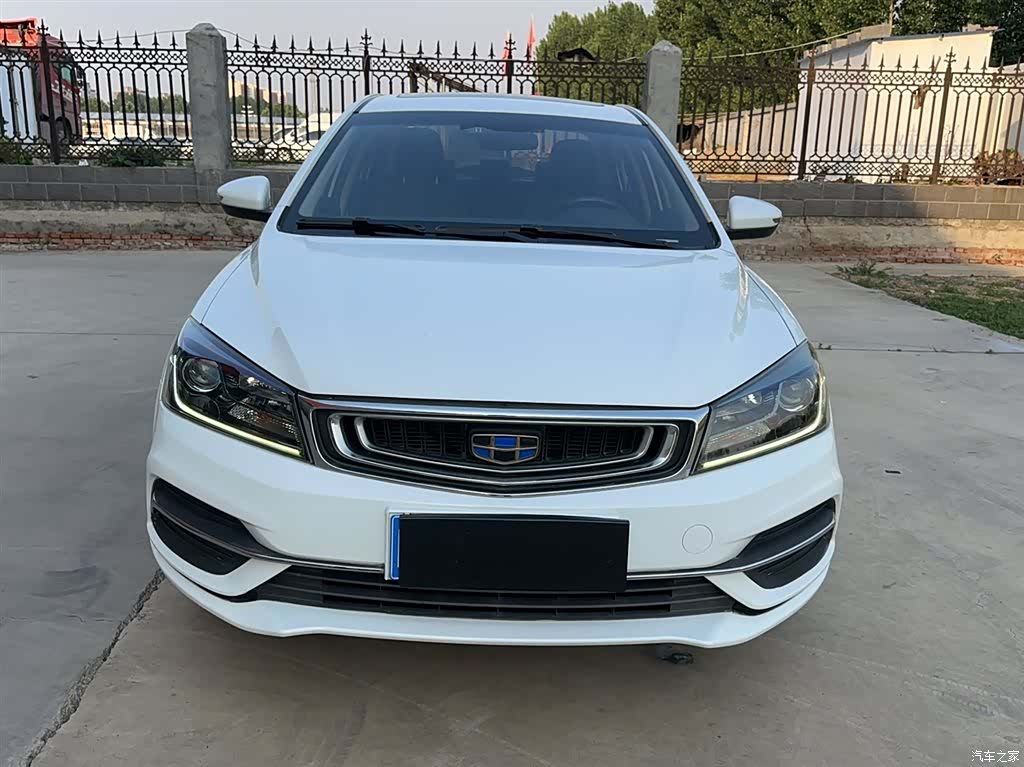 Geely Emgrand, 2018 3
