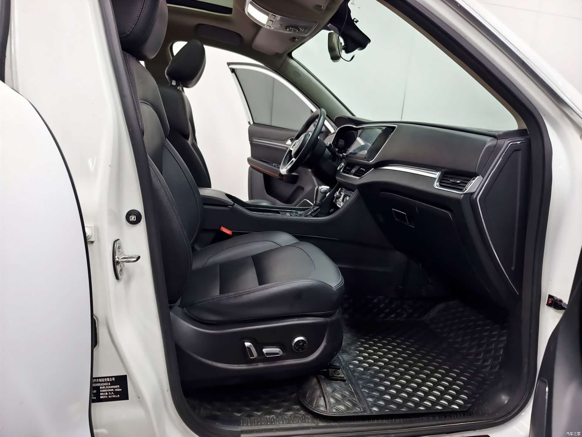 Zotye T600, 2018 14